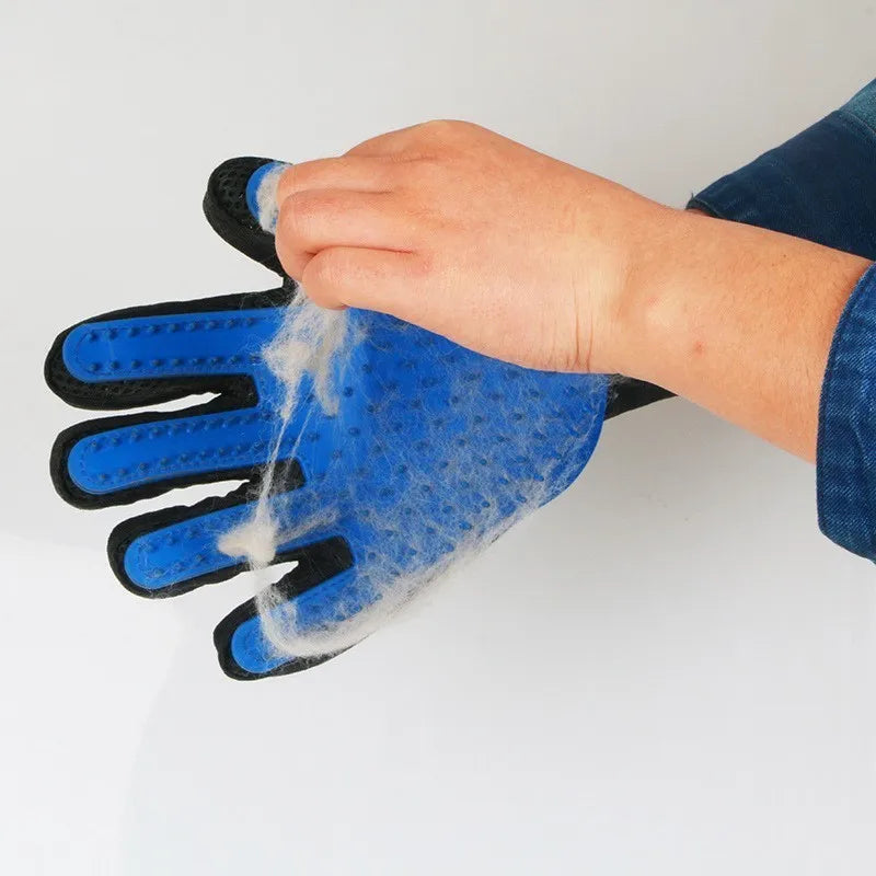 FurSweepers™ — Pet Grooming & Deshedding Glove